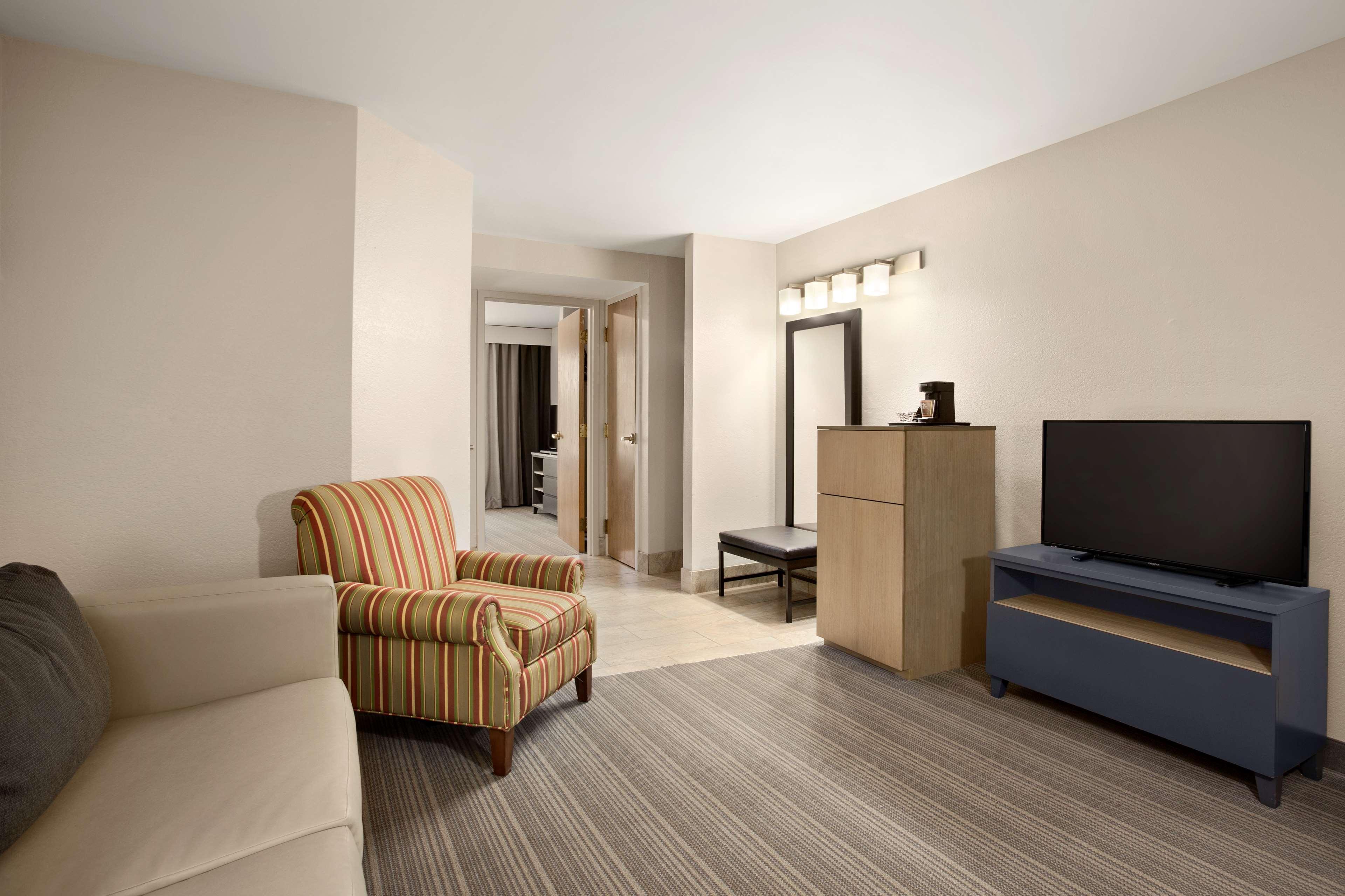 Howard Johnson By Wyndham Murfreesboro Exteriör bild